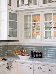 Warming Up A White Kitchen Backsplash For White Cabinets Kitchen Design Kitchen Cabinets Decor
