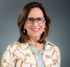 Denise Chamberlain's Instagram, Twitter & Facebook