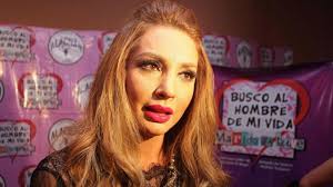 La actriz fue cuestionada por los reporteros sobre la salud de su amiga y colega regina. Tras Ocho Anos De Relacion Sentimental Paty Navidad Concluye Esta Etapa Tvnotas Irresistible