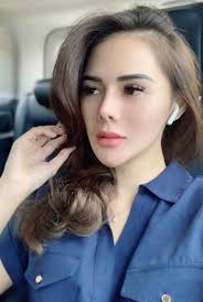 Puy Brahmantya Yang Dikenal Sebagai Ratu Iklan Menjadi Pemeran Dewi Samudra Di Sinetron Kembalinya Raden Kian Santang Yang Tayang Di Mnct Di 2020 Selebriti Dewi Artis