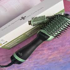 Secador Cepillo De Cabello Aguacate Con Iones | Éxito