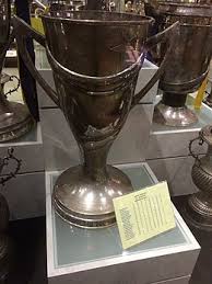 Gümüş işlemeli bir kupa ile başlayan bu ilk ödül ile fenerbahçe müzesinin temelleri de atılmış oldu. 2006 07 Super Lig Vikipedi