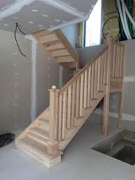 Quelle couleur pour repeindre un escalier deco cool. Peindre Un Escalier L Atelier Des Couleurs