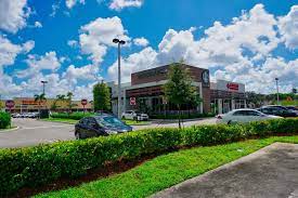 545 lawn care is southeast michigan's premier outdoor maintenance contractor. Pink And Green 1 Commercial Lawn Service Company Near Me South Fl