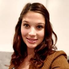 Melanie Wimmer's Instagram, Twitter & Facebook