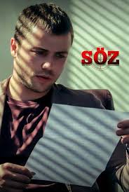 Sari Komutan Sari Masal Duvar Kagidi