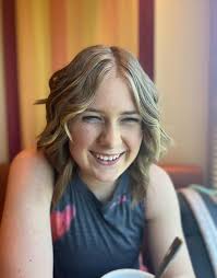 Teen seeks sitting and cleaning jobs in Temecula