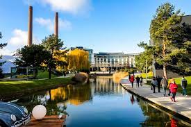Doch wer glaubt, die stadt sei reine autostadt, der irrt sich. Wolfsburg Sehenswurdigkeiten So Nah Und So Fern