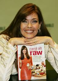 Raw Beauty: Why '80s Supermodel Carol Alt, 62, Embraces a Diet of Uncooked,  Unprocessed Food