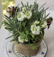 Foraging for wedding florals is not just picking wild flowers. Arranging Flowers For A Summer Wedding Womanswork Com