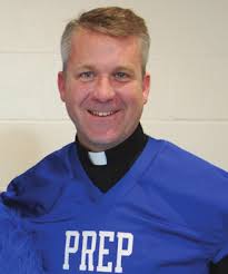 SPRING 2015 WELCOME FR. NEITZKE 4 VISUAL ARTS 26 ALUMNI SPOTLIGHT 34