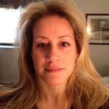 Danielle Petti's Instagram, Twitter & Facebook