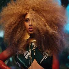 She is recognized across the middle east both for her singing and her. Myriam Fares Youtube