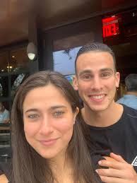 Victoria De La Torre and Danny Gans' Wedding Website