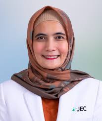 Liana Mata's Instagram, Twitter & Facebook