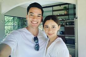 Surat ini mempersoalkan video captain vincent raditya mengajak limbad terbang. Nikah Beda Agama 7 Pasang Artis Ini Pertahankan Iman Masing Masing