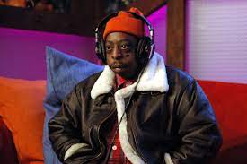 Beetlejuice has performed with various howard stern show related comedians, including those that perform under the killers of comedy tour banner. Audio Howard Debuts Beetlejuice S Latest Hip Hop Song Howard Stern
