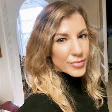 Donna Batten's Instagram, Twitter & Facebook