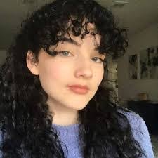 Candace Schilling's Instagram, Twitter & Facebook