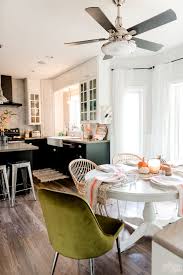 Decorating small kitchens can be challenging;, you may not always have a lot of room to work or rearrange major add an extra shelf between cabinets or above the kitchen sink to give yourself some extra storage space. Simple Thanksgiving Table Kitchen Decor Ideas The Diy Mommy