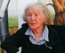 Last female Munchkin Ruth Robinson Duccini dead at 95