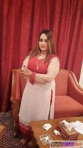 Play nadia gul hit new songs and download nadia gul mp3 songs and music album online on gaana.com. Nadia Gul Biography Wiki Age Family Husband Details