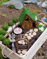 Diy broken pot fairy garden 25 Diy Fairy Garden Ideas How To Make A Miniature Fairy Garden