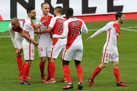 Lorient gêne énormément monaco dans la relance. Monaco Lorient L Asm Flambe Et Reprend La Tete