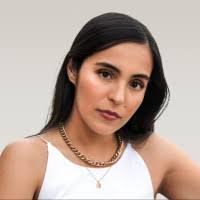 50+ perfiles de «Karen Limon»