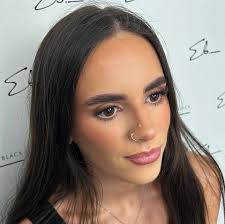 21 and absolutely glowing ✨🍾