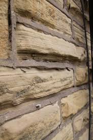 This means that each stone should be crossing a joint below so that it is setting on two stones below it. Problems Caused By Cement Pointing Of Stonework Or Brickwork