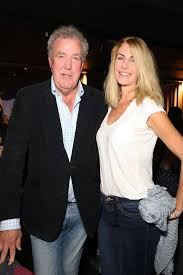 We would like to show you a description here but the site won't allow us. Jeremy Clarkson Shows Off Epic Weight Loss After The Queen S Dieting Tip Irish Mirror Online