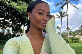 Kayla Michele's Instagram, Twitter & Facebook