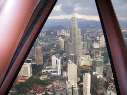 تقرير مصور عن منارة كوالالمبور الرائعة Menara Kuala Lumpur العرب المسافرون