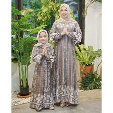 See more of baju gamis untuk ibu dan anak on facebook. Harga Gamis Ibu Terbaik Agustus 2021 Shopee Indonesia