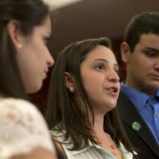 Obama meets with relatives of Newtown victims