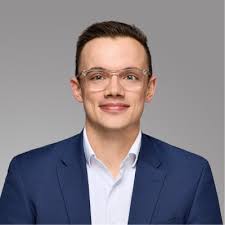 Excited to announce I will be joining SouthState Bank this summer as a  commercial banking intern in their Tampa office! I am extremely grateful  for this opportunity and look forward to contributing… |