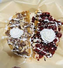 Image result for tbn:U9-jjCeq6c4_NM::image.mabulle.com/l/lo/loonie.mabulle.com/crepes.png