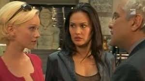 Relic Hunter (TV Series 1999-2002) — The Movie Database (TMDB)