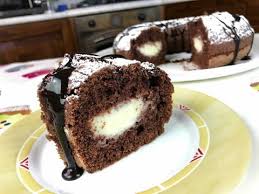 La ganache al cioccolato al latte è la versione al latte della classica ganache, una crema perfetta per glassare, farcire e decorare torte e dessert! Ciambella Al Cacao Con Crema Al Latte Cocoa Bundt With Milk Cream Youtube