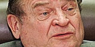 Dan Rostenkowski, congressman sent to prison, dies