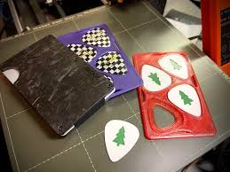 Never drop your pick again! I Designed A Card For Storing Guitar Picks In A Wallet Also It Took Me Way Too Long To Realize I Could Print My Own Guitar Picks 3dprinting