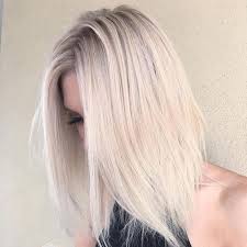 Honey blonde is a hair colour with a blend of light brown and sunkissed blonde with warm gold tones running through. 50 Gorgeous Light Blonde Hair Color Ideas Most Feminine Of All Blonde Hair Color Hair Styles Light Blonde Hair