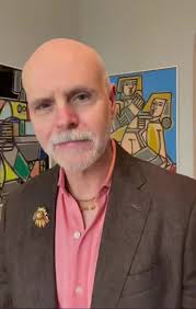 Timothy TEW speaks about a photograph by David Burdeny and a painting in  his personal art collection by Isabelle Melchior.