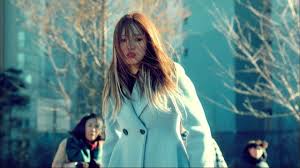 Actress lee sung kyung wears a lot of bright lips and standoffish outfits, glittery dresses and overcoats in bright colors. Image About Kdrama In Lee Sung Kyung By Andy In The Sky With Diamonds