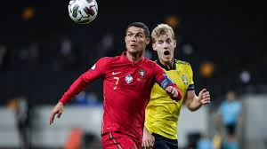 Rafael silva looking absolutely gorgeous with the curly hair 😍 it should look like that on the show haha not that he doesn't look amazing as carlos but the natural hair looks awesome. Der Em Kader Von Dfb Gegner Portugal