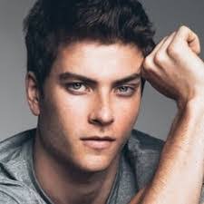 Jon Lemmon's Instagram, Twitter & Facebook