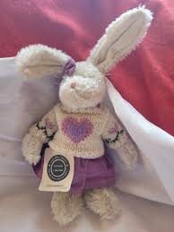 Boyds White Rabbit