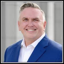 Nicole Sowder's Instagram, Twitter & Facebook