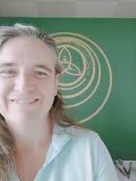 Pour ces messieurs 🥰 Profitez des SOLDES 🤩 -20 % sur toute la collection  FLUCHOS 😍 A bientôt chez Divergence Boutique 78 rue Thiers à Montpon  Ménestérol et sur le www.divergenceboutique.com 🌎 Suivez le lien 😉